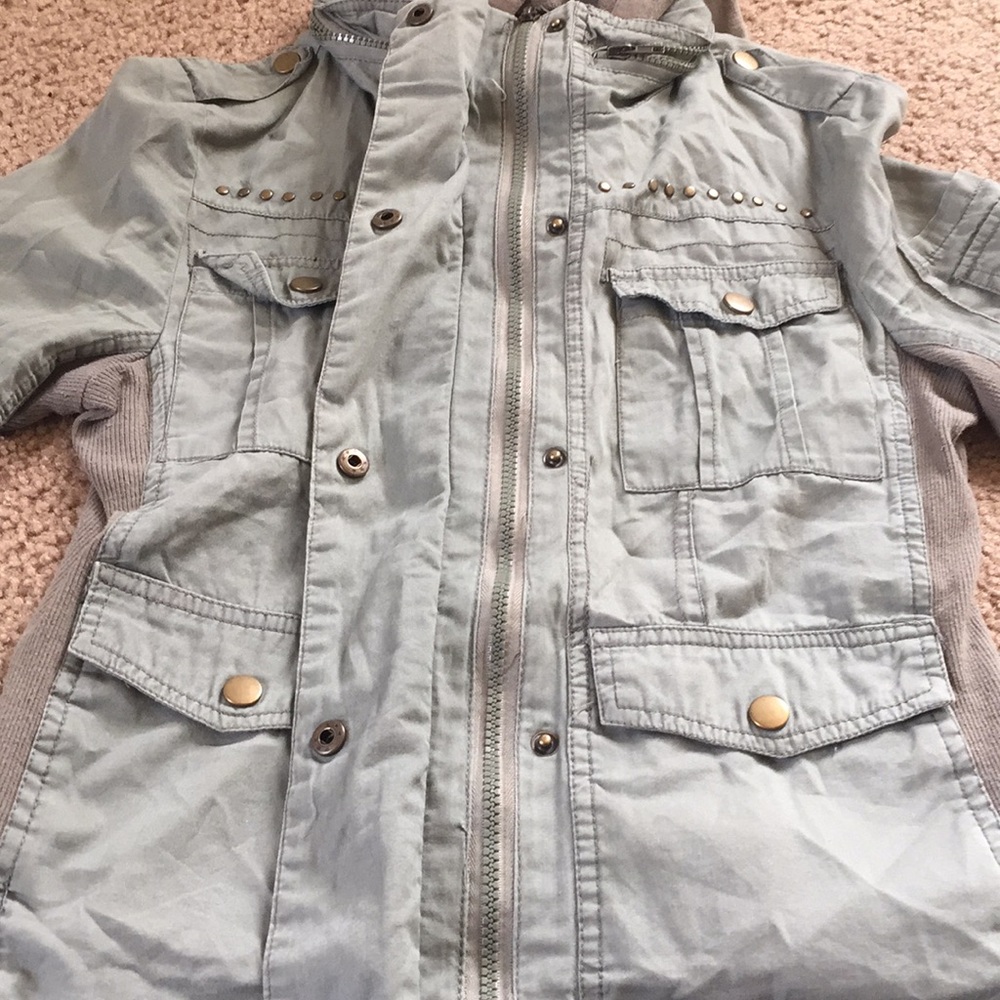 Spring jacket - Picture 3 of 5
